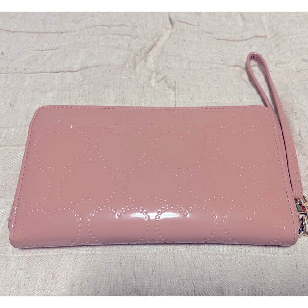 Betsey Johnson Pink Quilted Heart Wallet - Picture 2 of 10
